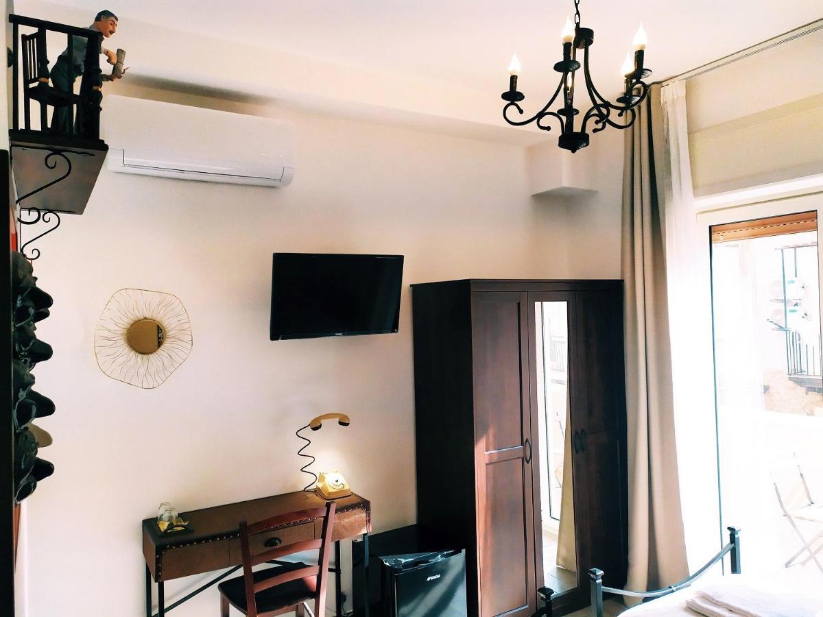 Neapolis Pie Apartment ภายนอก รูปภาพ