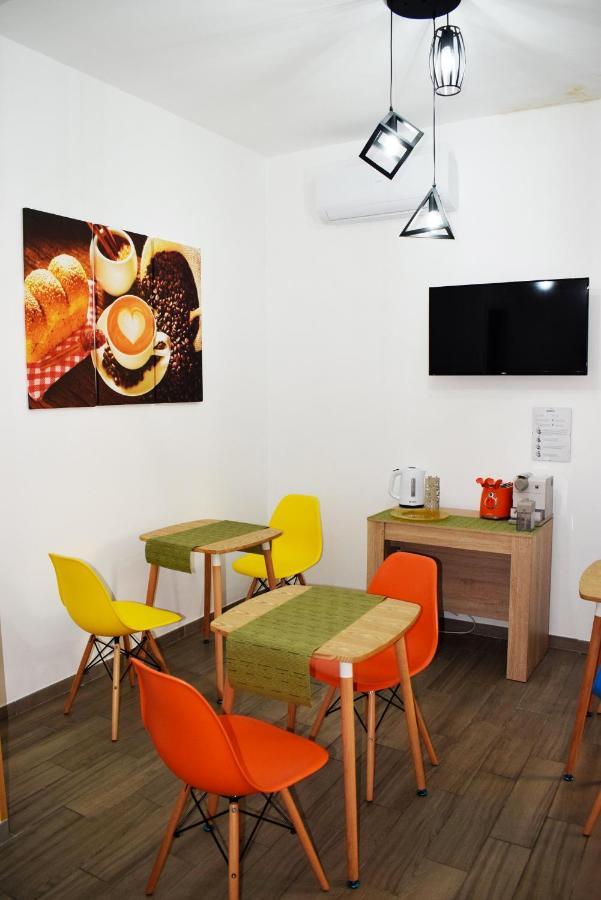 Neapolis Pie Apartment ภายนอก รูปภาพ